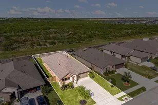10402 Deussen Ln, Texas City, TX 77591 - Photo 31