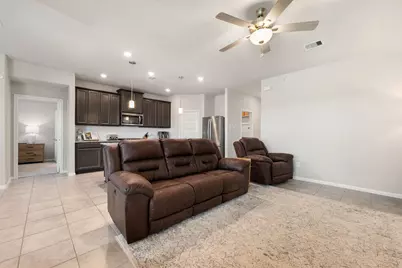 10402 Deussen Lane, Texas City, TX 77591 - Photo 11