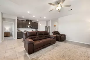 10402 Deussen Ln, Texas City, TX 77591 - Photo 11