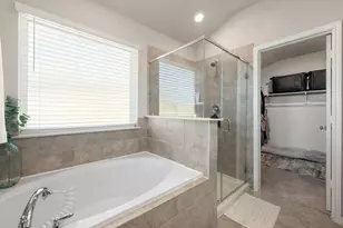 10402 Deussen Ln, Texas City, TX 77591 - Photo 17