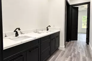 12511 Patridge Cir, Pinehurst, TX 77362 - Photo 11