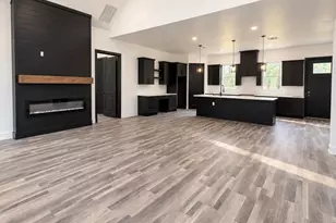 12511 Patridge Cir, Pinehurst, TX 77362 - Photo 9