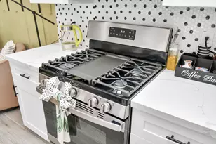 8406 Parnell St, Houston, TX 77051 - Photo 5