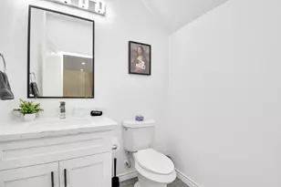 8406 Parnell St, Houston, TX 77051 - Photo 35