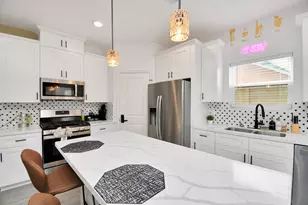 8406 Parnell St, Houston, TX 77051 - Photo 21