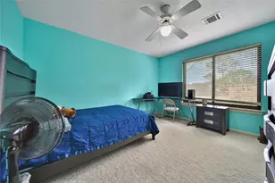 810 Noble Springs Rd, Houston, TX 77062 - Photo 23