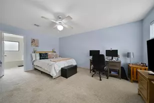 810 Noble Springs Rd, Houston, TX 77062 - Photo 19