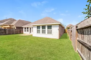 12519 Tamaron Dr, Texas City, TX 77568 - Photo 21