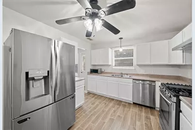 11950 Rolling Stream Drive, Tomball, TX 77375 - Photo 7