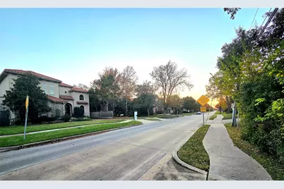 851 Jaquet Drive, Bellaire, TX 77401 - Photo 5