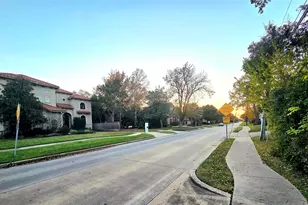 851 Jaquet Dr, Bellaire, TX 77401 - Photo 5