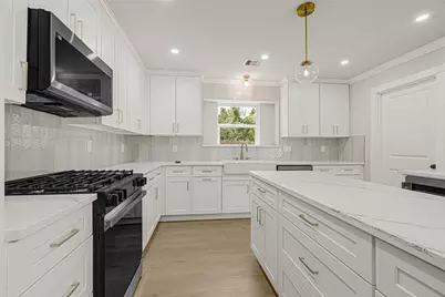 1602 Baker Drive, Tomball, TX 77375 - Photo 11