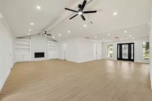 1602 Baker Dr, Tomball, TX 77375 - Photo 3