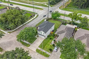 13703 Paxton Dr, Houston, TX 77014 - Photo 25