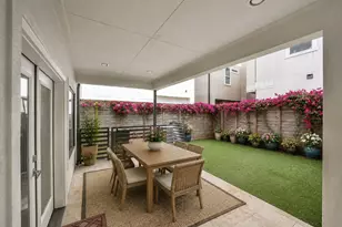 716 W Drew St, Houston, TX 77006 - Photo 21