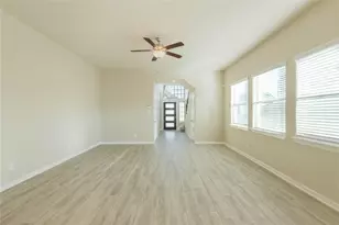 7011 Winterberry Gln Ln, Katy, TX 77493 - Photo 9