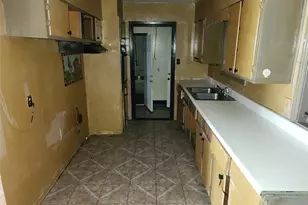 5707 Groveton St, Houston, TX 77033 - Photo 9