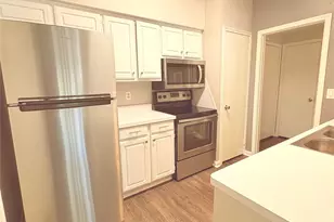 2475 Underwood St, Houston, TX 77030 - Photo 3
