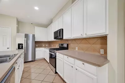 6602 Millford Court, Houston, TX 77049 - Photo 15