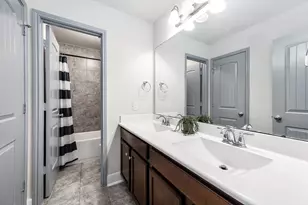 2326 Ashley Falls Ln, League City, TX 77573 - Photo 35
