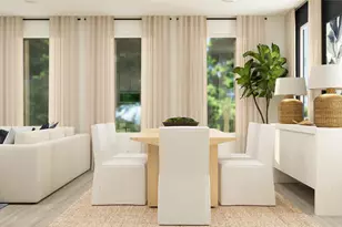 423 Robin St, Angleton, TX 77515 - Photo 13