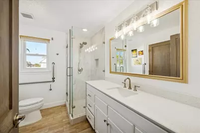 107 Bamaku Bend, Tiki Island, TX 77554 - Photo 21