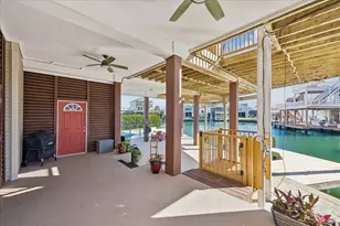 107 Bamaku Bend, Tiki Island, TX 77554 - Photo 29