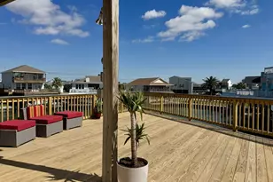 107 Bamaku Bend, Galveston, TX 77554 - Photo 17