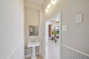 107 Bamaku Bend, Tiki Island, TX 77554 - Photo 29