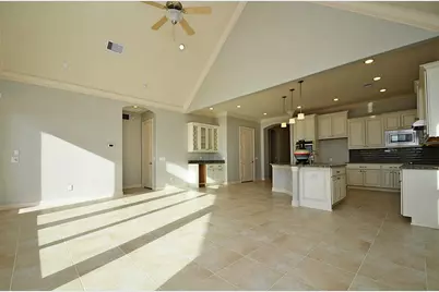 4802 Fairford, Sugar Land, TX 77479 - Photo 7