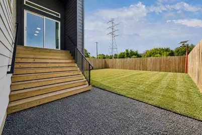 1423 E 36th Street, Houston, TX 77022 - Photo 23