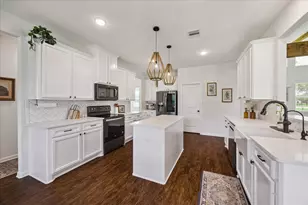 4726 Smith Rd, Alvin, TX 77511 - Photo 9