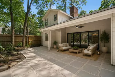 2 Crescent Falls Court, The Woodlands, TX 77381 - Photo 27