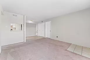 7200 Clarewood Dr, Houston, TX 77036 - Photo 7