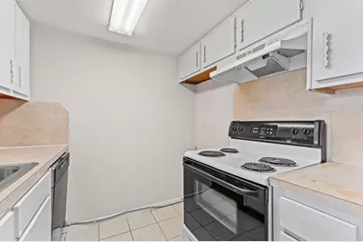 7200 Clarewood Drive #1805, Houston, TX 77036 - Photo 9