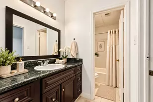 9707 Richmond Ave, Houston, TX 77042 - Photo 21