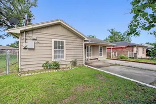 1911 Thonig Rd, Houston, TX 77055 - Photo 3