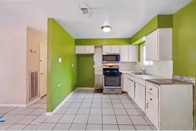 1911 Thonig Road, Houston, TX 77055 - Photo 17