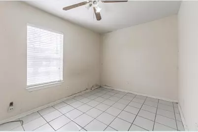 1911 Thonig Road, Houston, TX 77055 - Photo 7