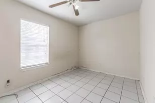 1911 Thonig Rd, Houston, TX 77055 - Photo 7