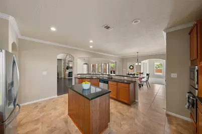 10458 Waterstone Estates Court, Tomball, TX 77375 - Photo 17