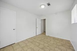 12639 Chiswick Rd, Houston, TX 77047 - Photo 13