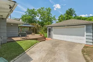 1115 Woodhill Rd, Houston, TX 77008 - Photo 27