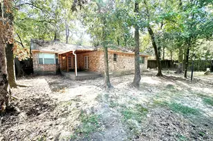 18 Brookflower Rd, The Woodlands, TX 77380 - Photo 23