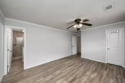 5954 Beaudry Drive, Houston, TX 77035 - Photo 31