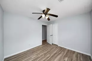 5954 Beaudry Dr, Houston, TX 77035 - Photo 25