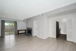 9809 Richmond Ave, Houston, TX 77042 - Photo 9