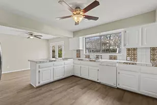 17815 S Cypress Villas Dr, Spring, TX 77379 - Photo 9