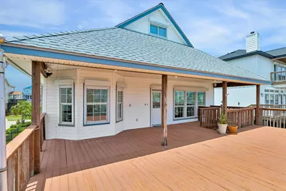 506 Westerly Drive, Tiki Island, TX 77554 - Photo 31