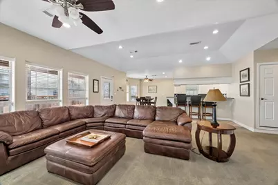 506 Westerly Drive, Tiki Island, TX 77554 - Photo 5